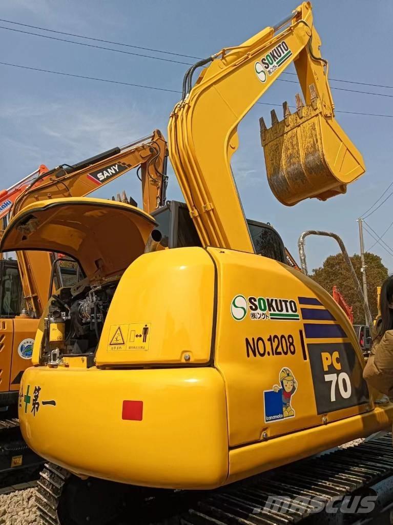 Komatsu PC 70 Escavatori medi 7t - 12t