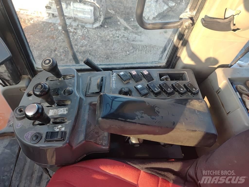 Hitachi ZW 310 Pale gommate