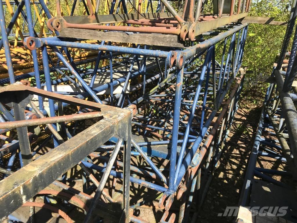  Several boom parts Parti e equipaggiamenti per Gru