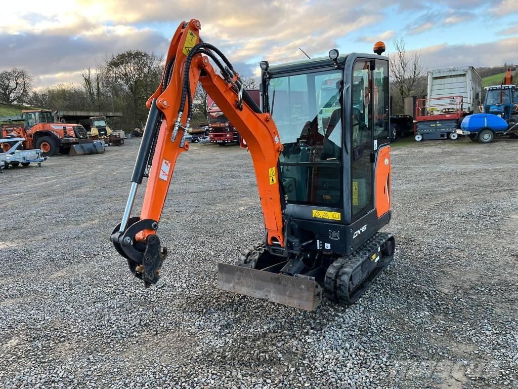 Doosan DX 19 Miniescavatori