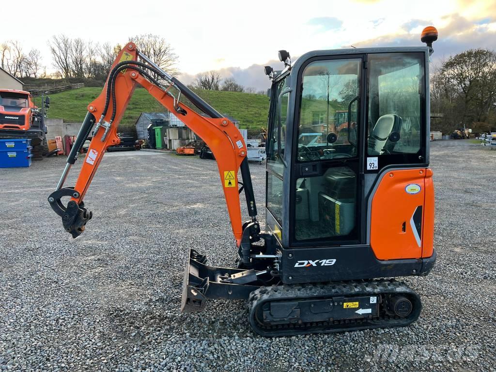Doosan DX 19 Miniescavatori