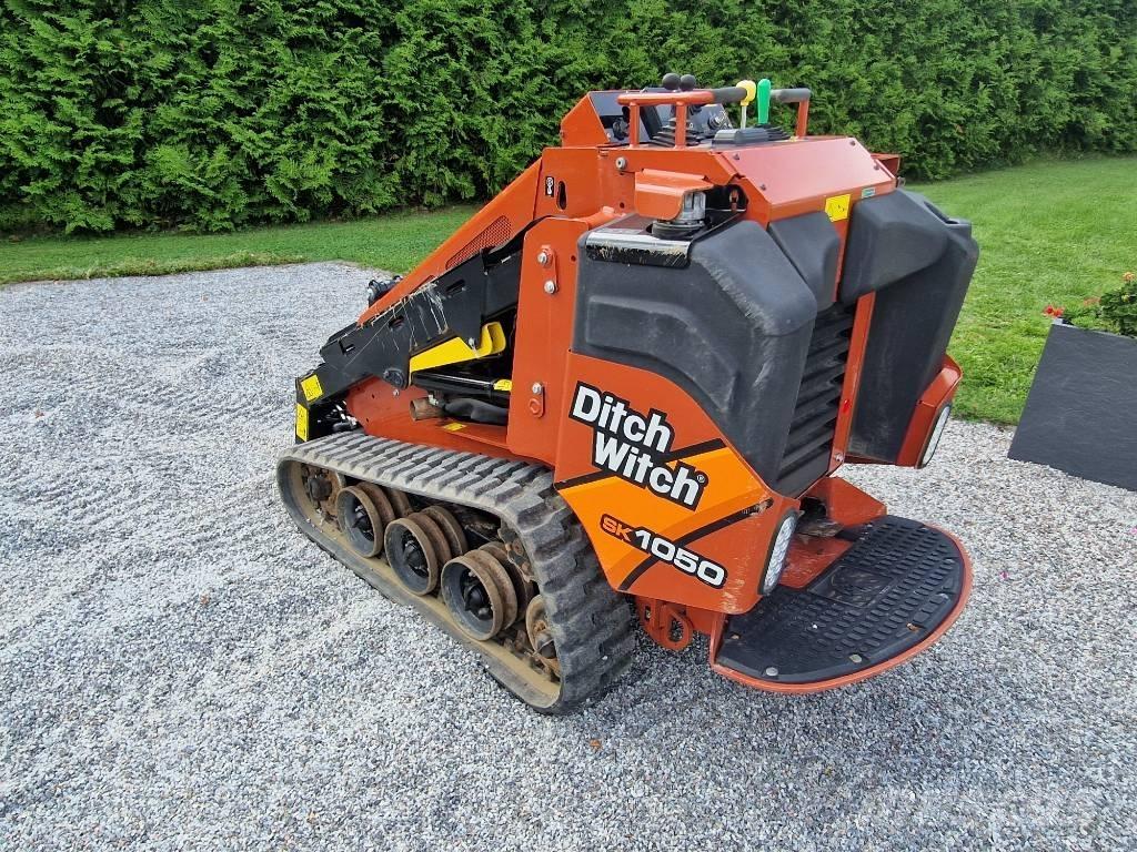 Ditch Witch SK 1050 Sollevatori telescopici per agricoltura