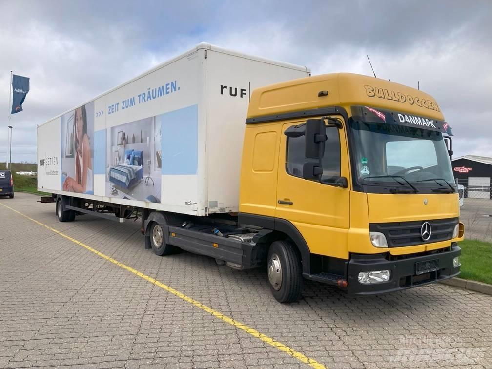 Mercedes-Benz 822 Motrici e Trattori Stradali