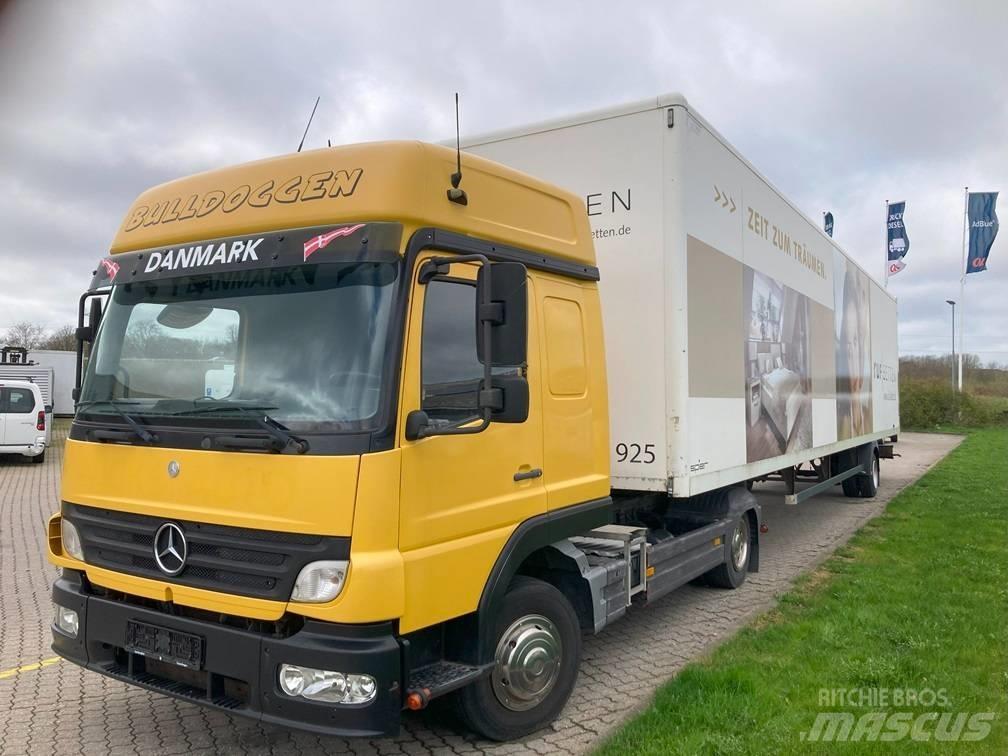 Mercedes-Benz 822 Motrici e Trattori Stradali