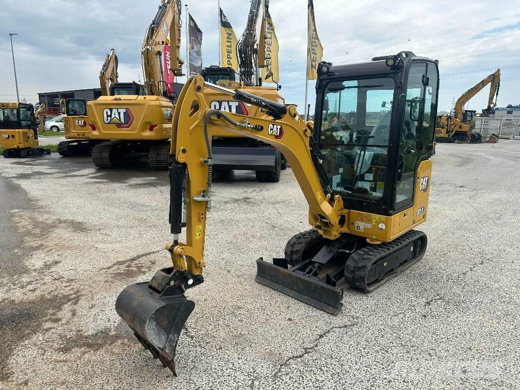 CAT 301.8 Miniescavatori