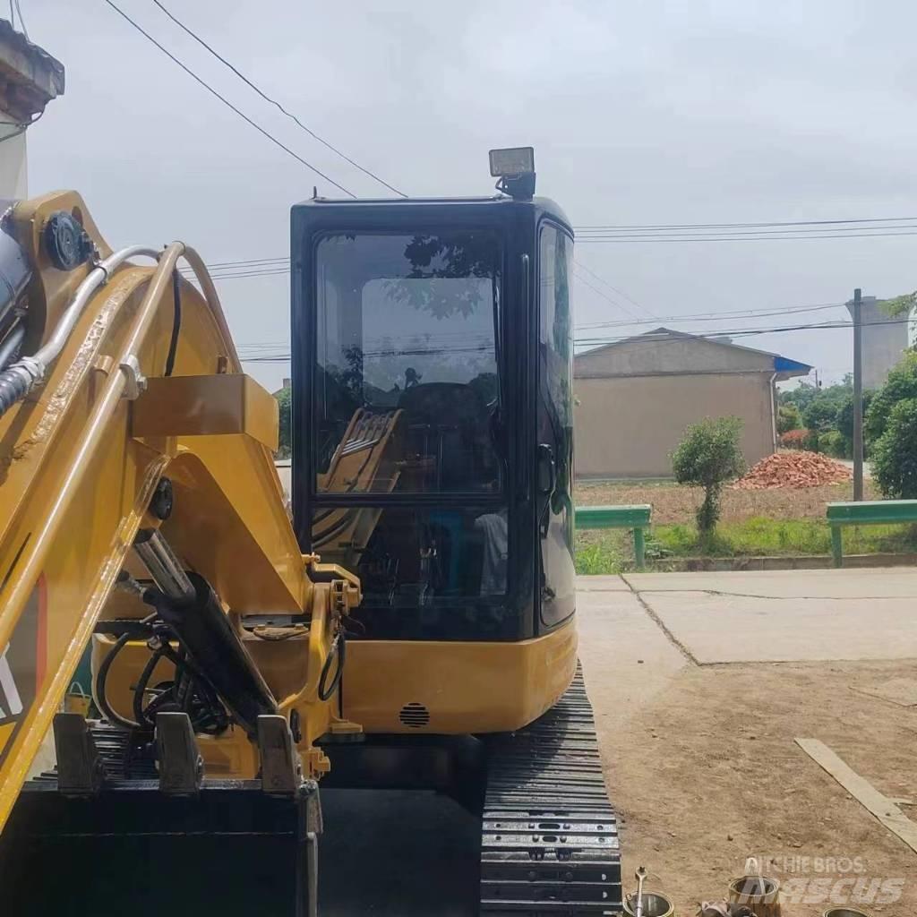 CAT 303.5 E CR Miniescavatori