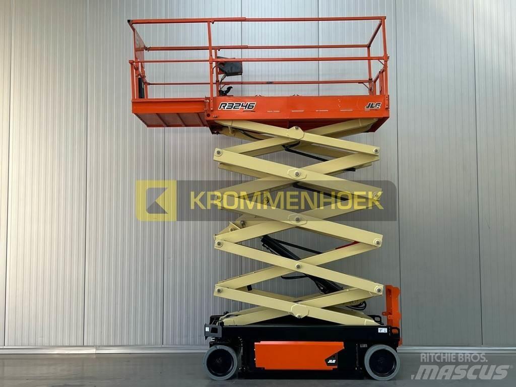 JLG R 3246 Piattaforme a pantografo