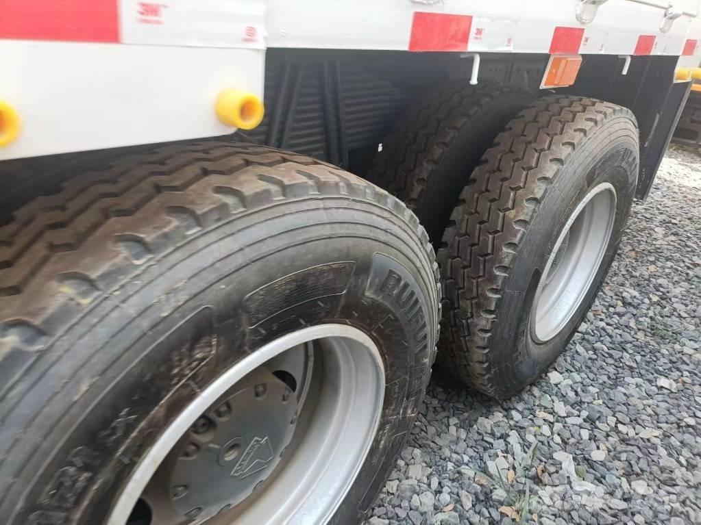 Howo 371 Verricelli, paranchi e sollevatori per materiali