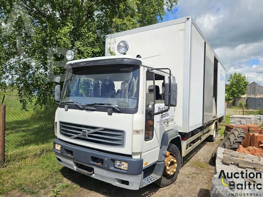 Volvo FL615 Camion cassonati