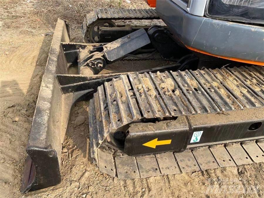Hitachi EX75 Escavatori cingolati