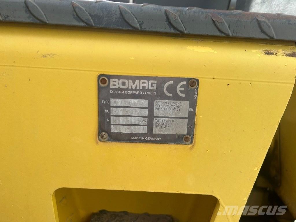 Bomag BW 120 AC-3 Rulli a doppio tamburo