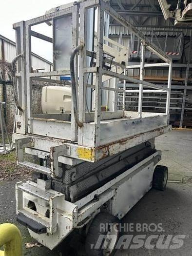 Liftlux SL 83-12 Piattaforme cingolate, Piattaforme a ragno e Montacarichi