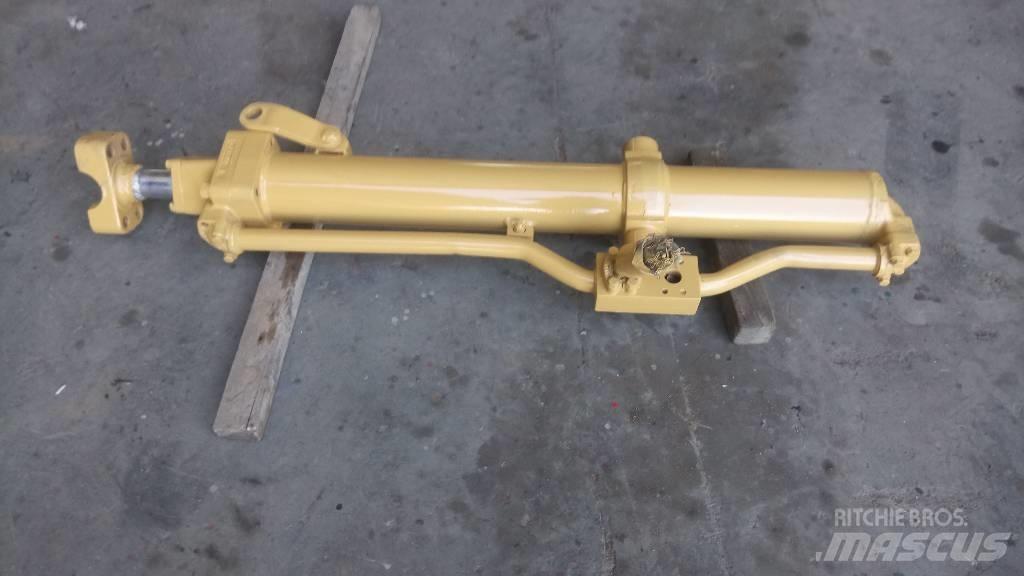 CAT D 6 Componenti idrauliche