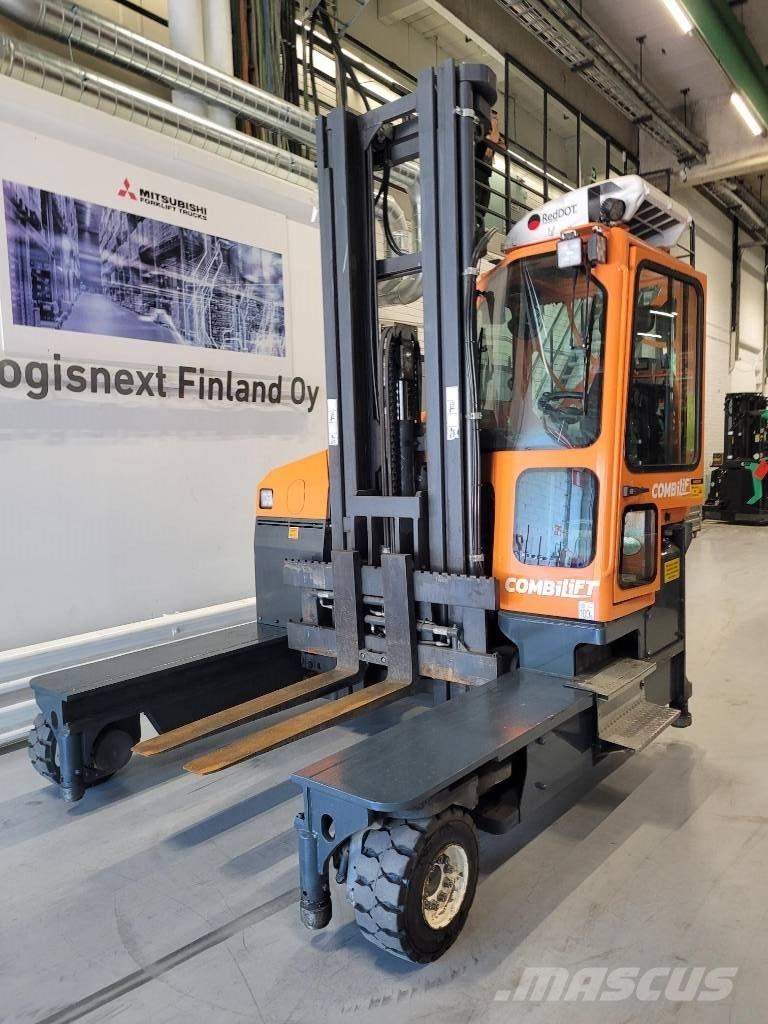 Combilift C 4000 Carrello elevatore retrattile a 4 vie
