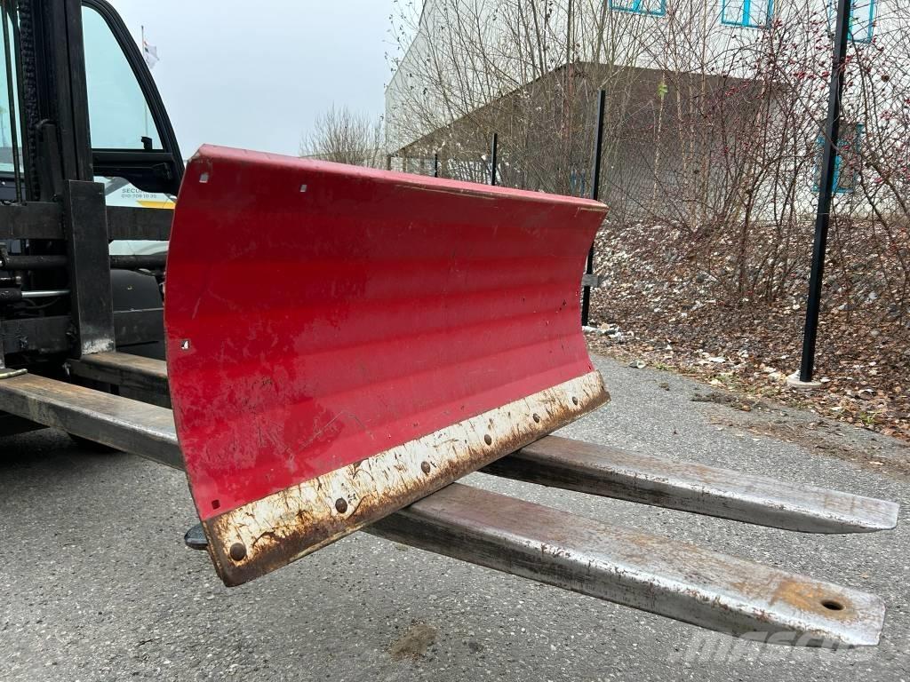 Ventrac KD482 Aratri