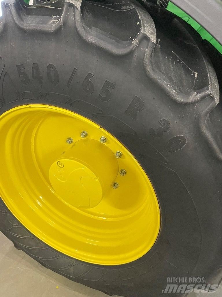 John Deere 6155R Trattori