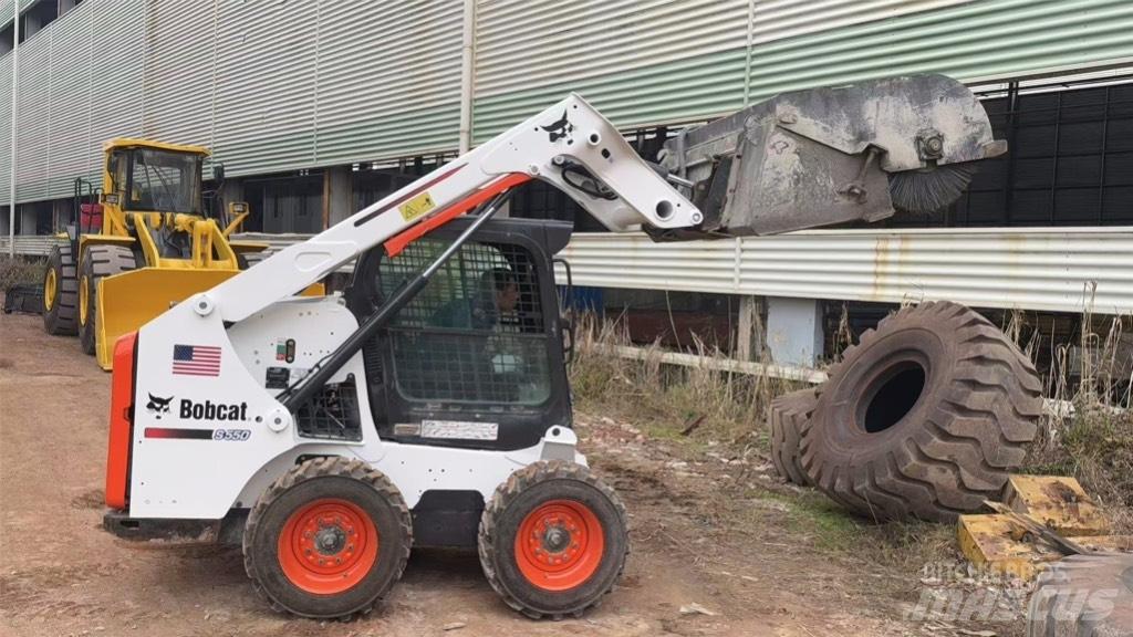 Bobcat S 550 Mini Pale Gommate