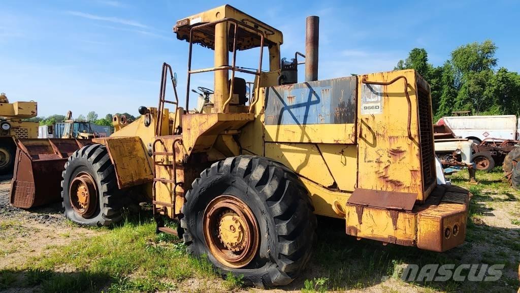 CAT 966 D Pale gommate