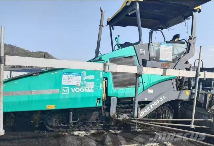 Vögele 2100-3 Finitrici