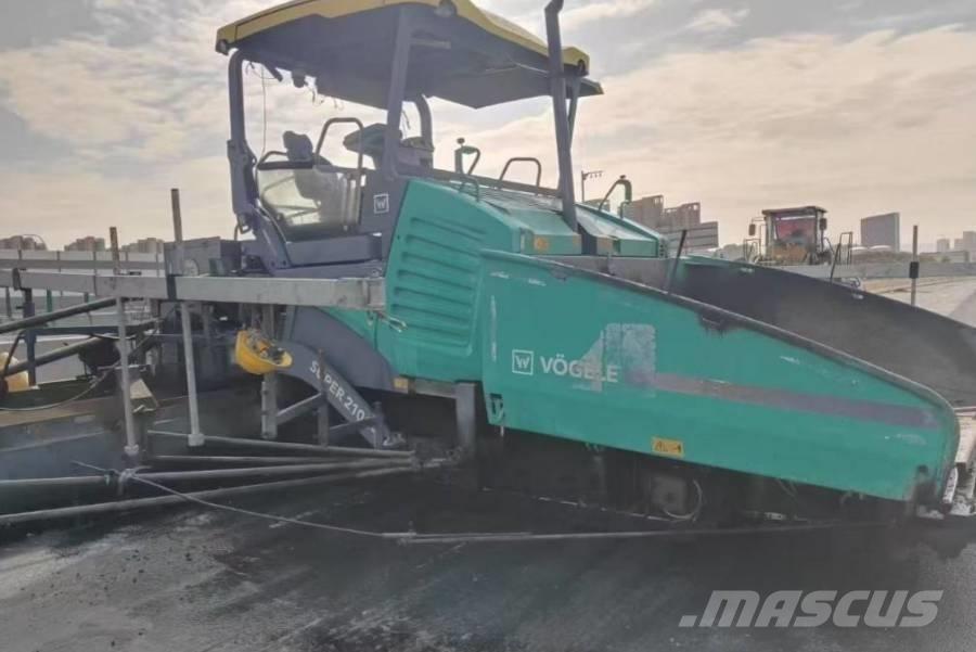 Vögele 2100-3 Finitrici