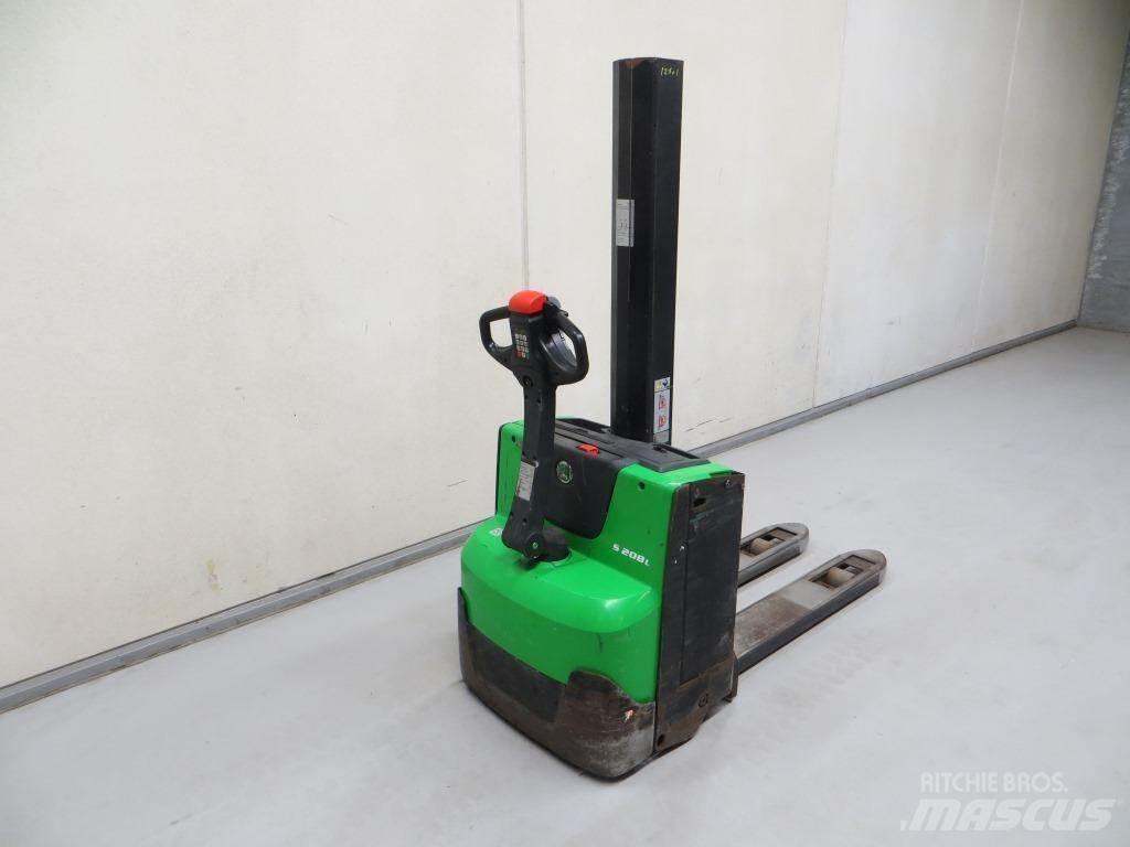 Cesab S208L Carelli stoccatori  automatici-usati