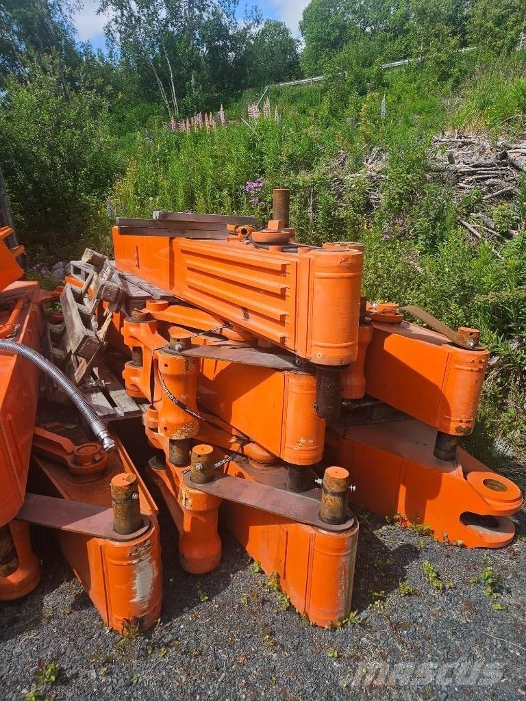 Hitachi ZX 350 LC-7 Bracci e avambracci