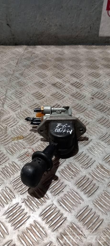 MAN TGM    81523156156 Cabine e interni