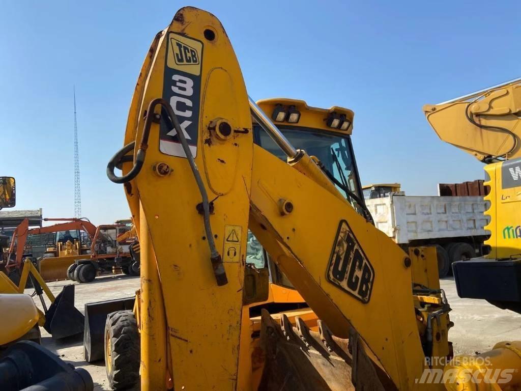 JCB 3 CX Terne