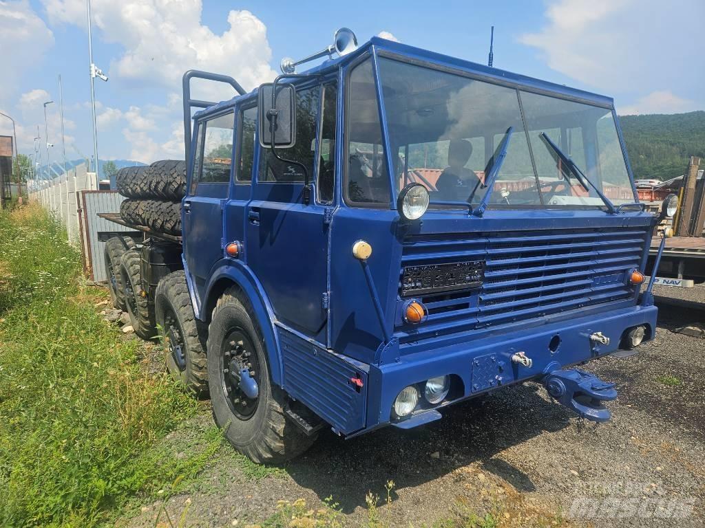Tatra 813 8x8 KOLOS Autocabinati