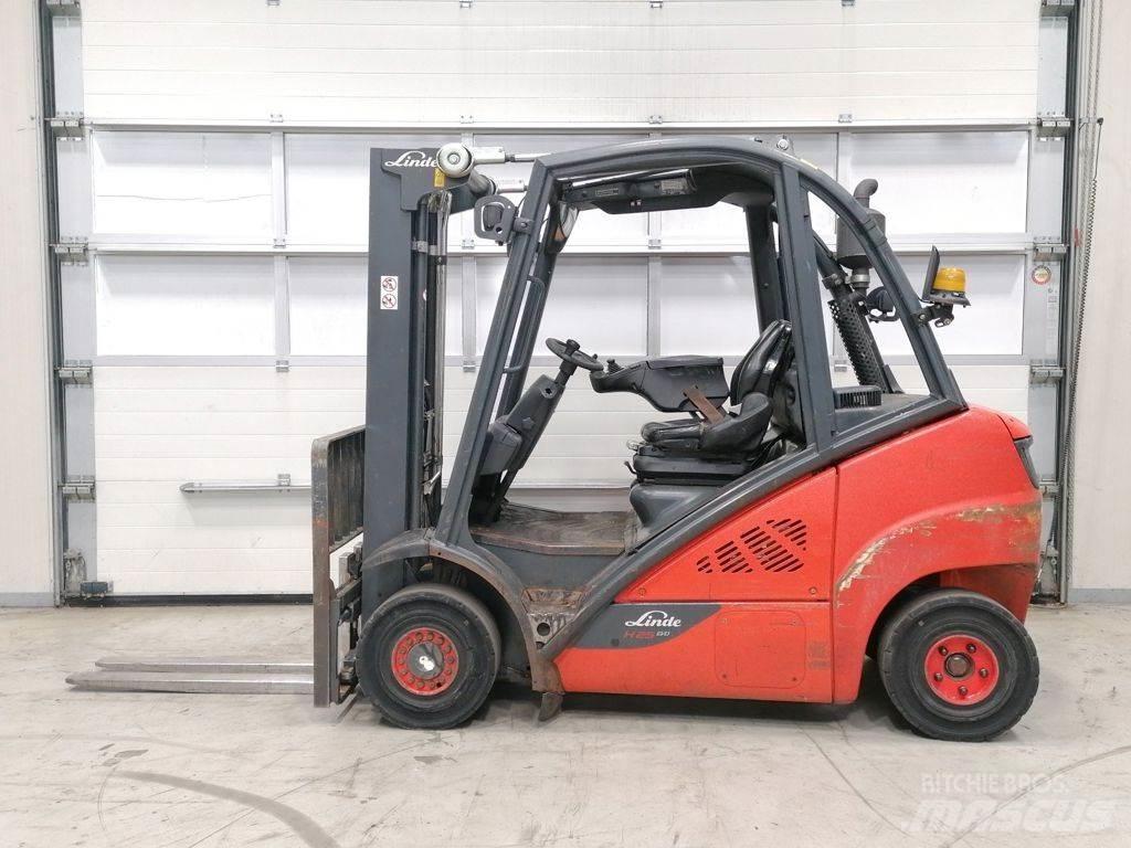 Linde H25D-02 Carrelli elevatori diesel