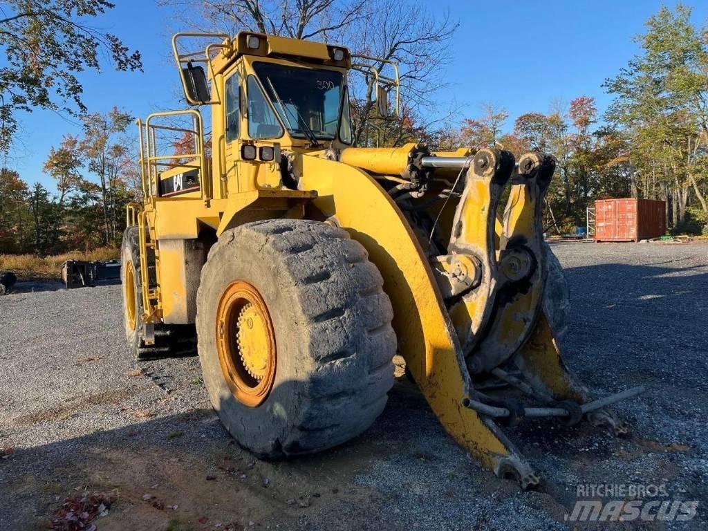 CAT 988 F Pale gommate
