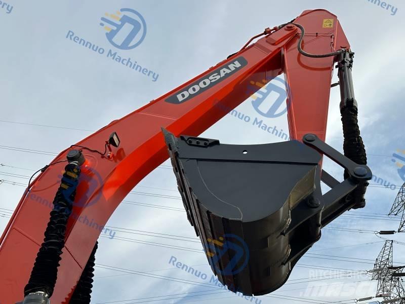 Doosan DX 300LC-9C Escavatori cingolati