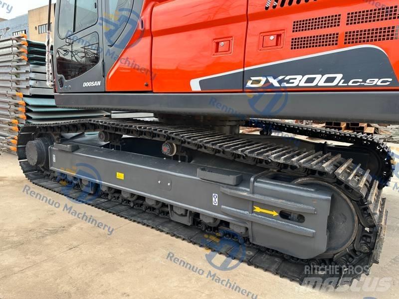 Doosan DX 300LC-9C Escavatori cingolati