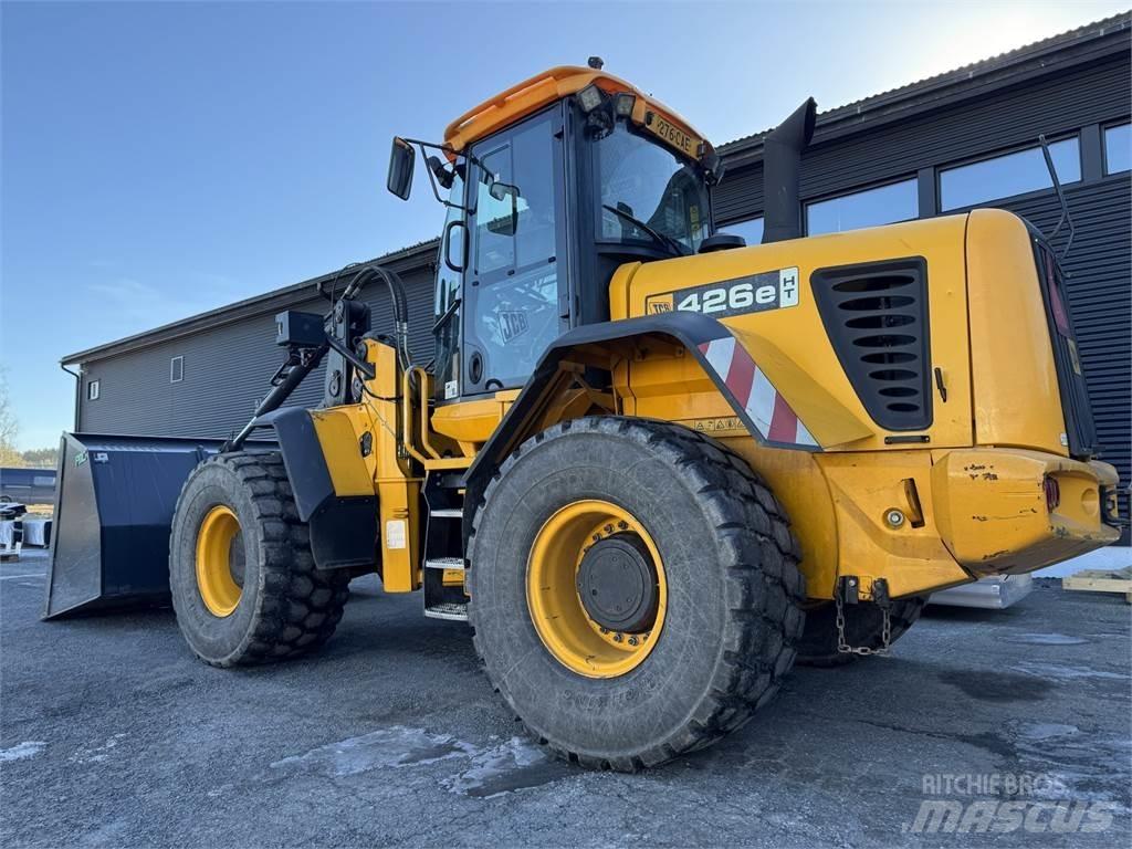 JCB 426e HT Pale gommate