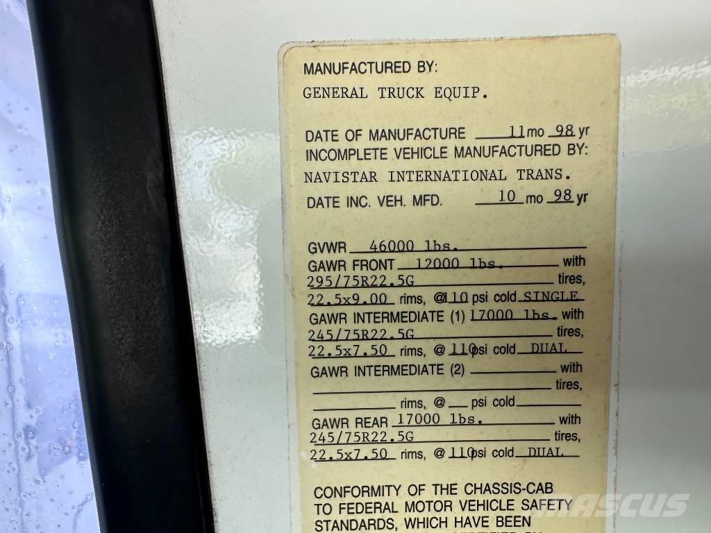 International 4900 Camion altro