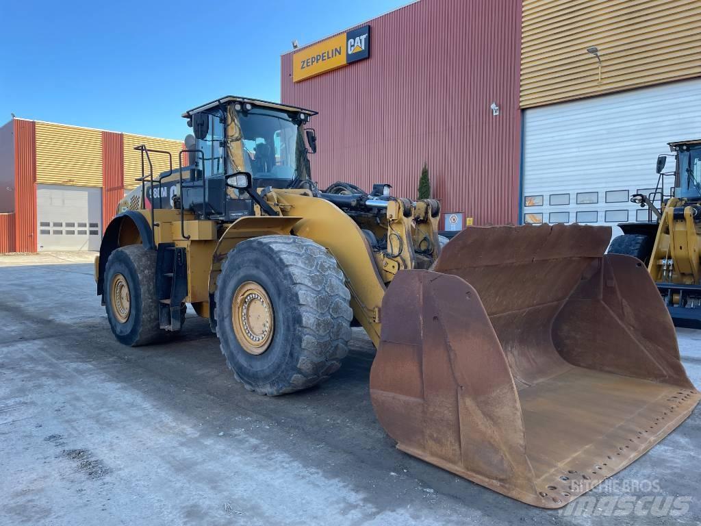 CAT 980M Pale gommate