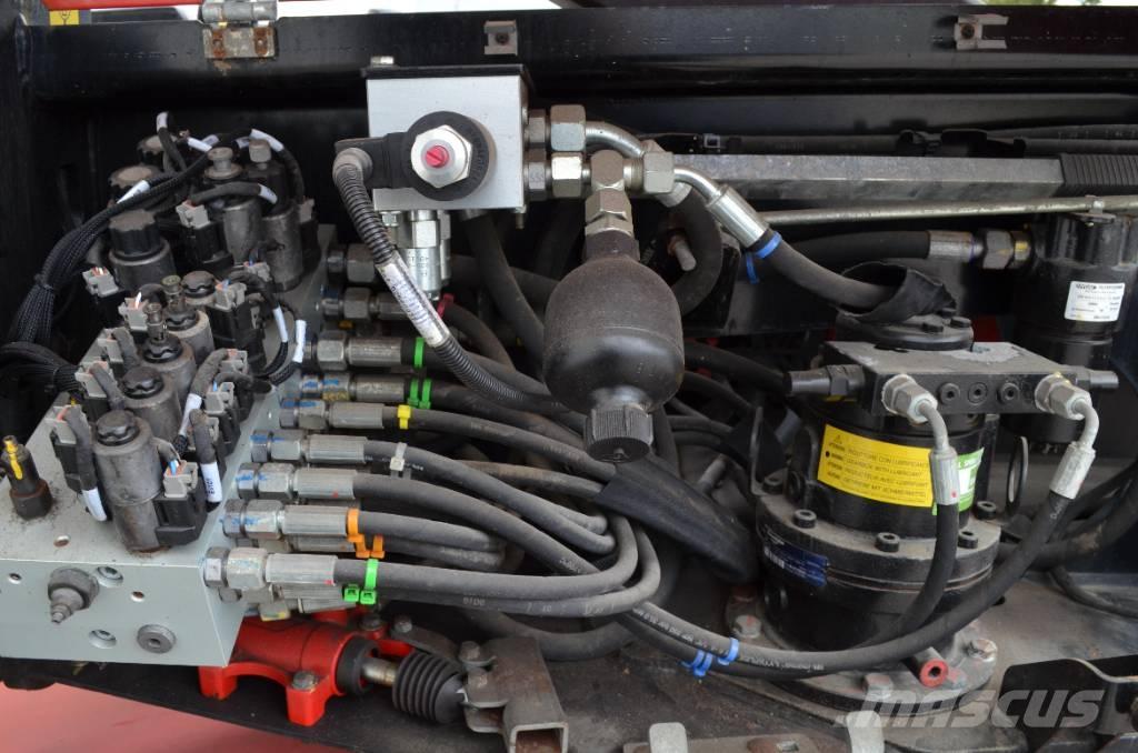 Manitou ManGo 12 Piattaforme a braccio articolato