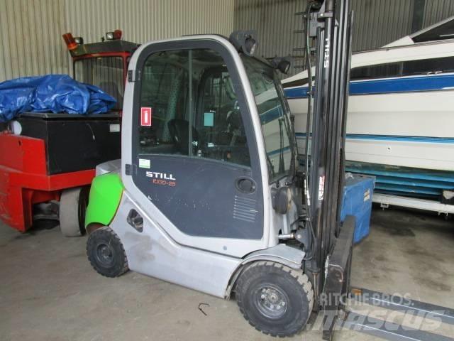 Still Diesel truck Carrelli elevatori diesel