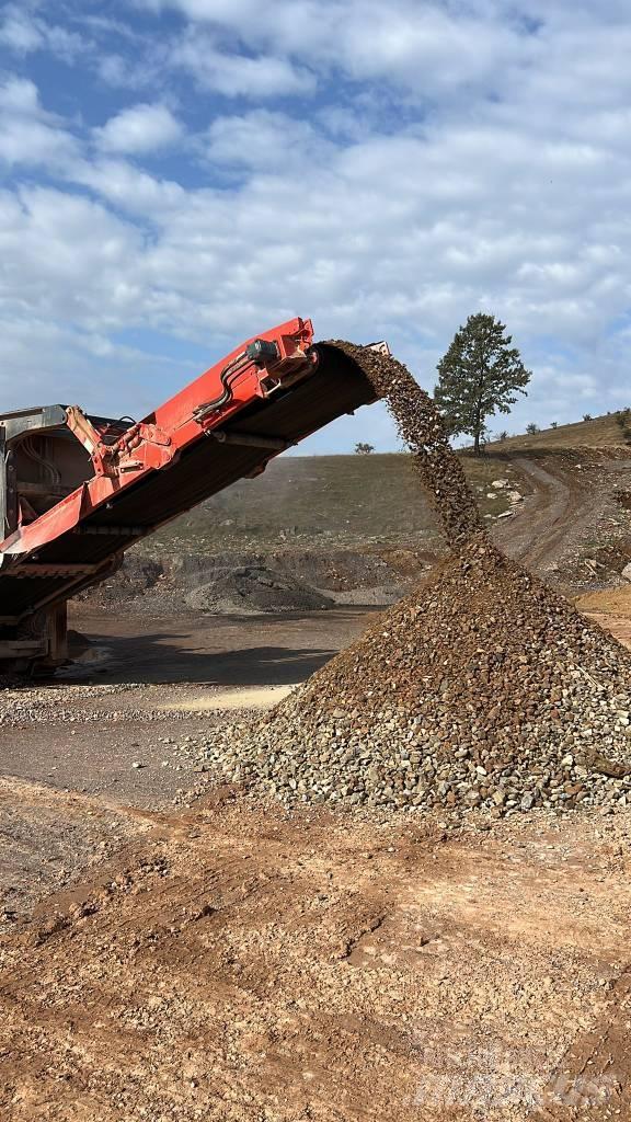 Sandvik QI240 Frantoi mobili