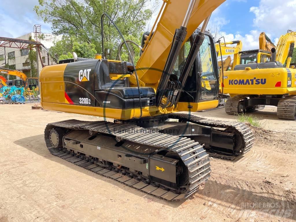 CAT 320 D 2 Escavatori medi 7t - 12t