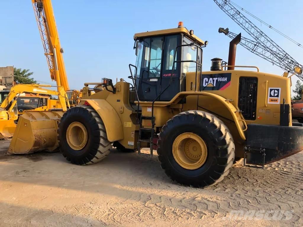 CAT 966H Pale gommate