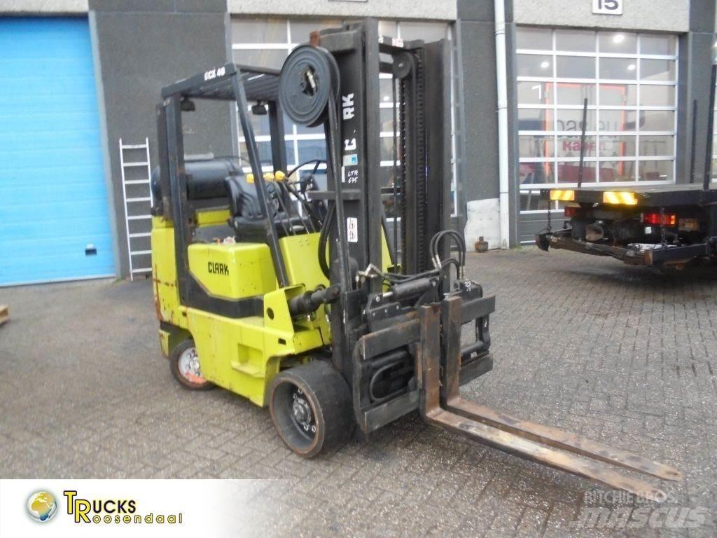 Clark GCX 40 + LPG Carrelli elevatori GPL