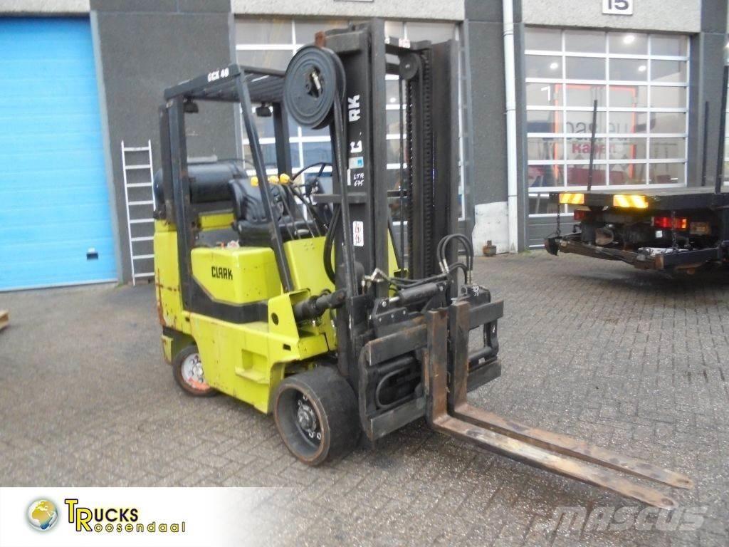 Clark GCX 40 + LPG Carrelli elevatori GPL