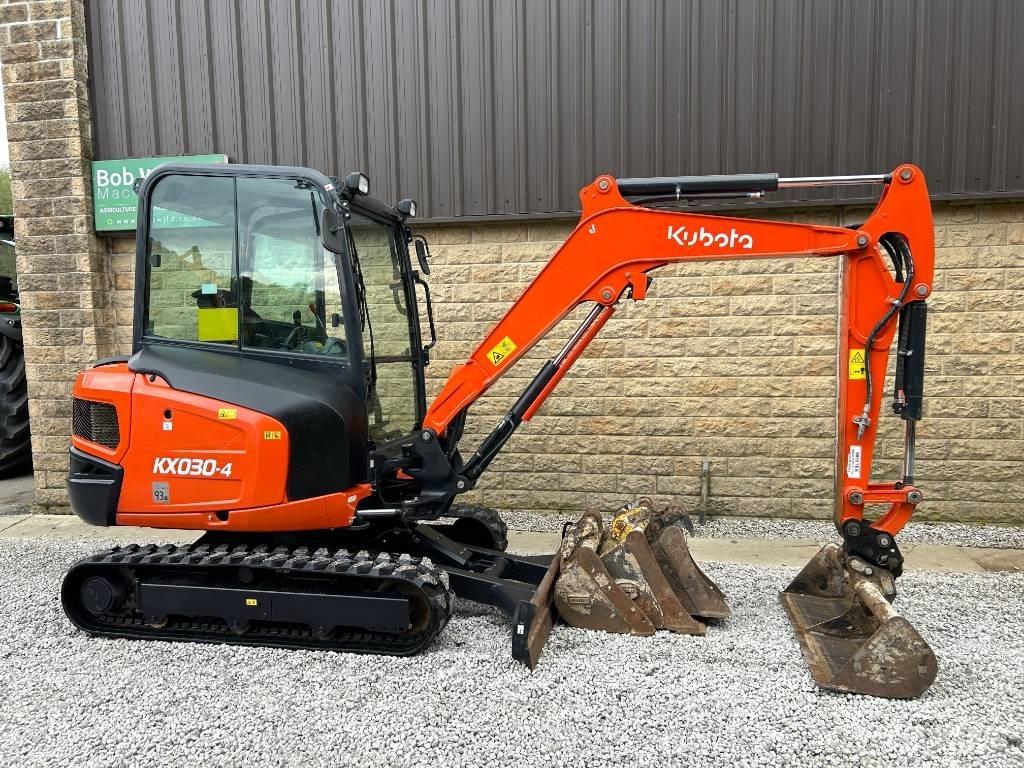 Kubota KX030-4 Miniescavatori