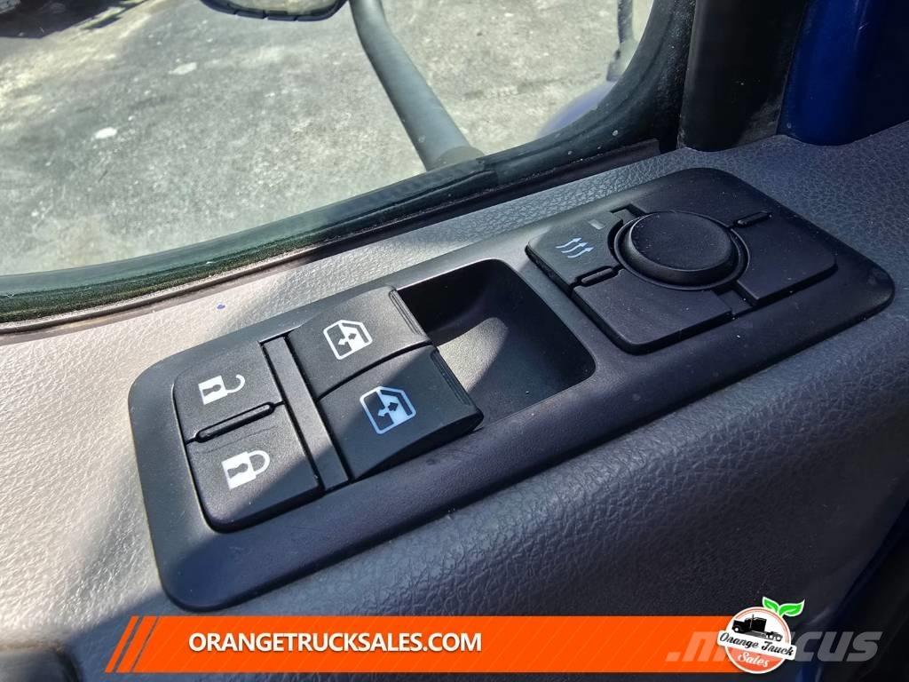 International MV607 Camion con sponde ribaltabili