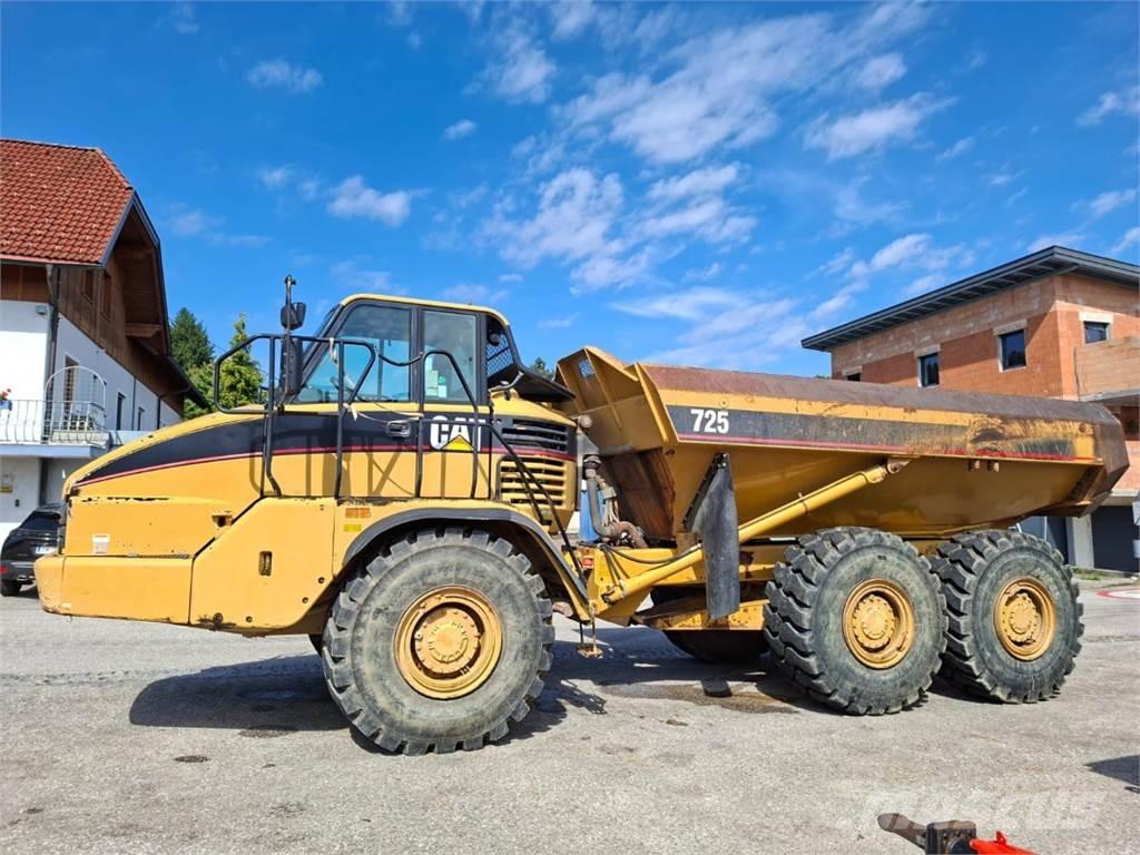 CAT 725 Dumpers articolati
