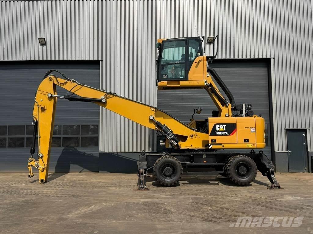CAT MH3024 Movimentazione rifiuti