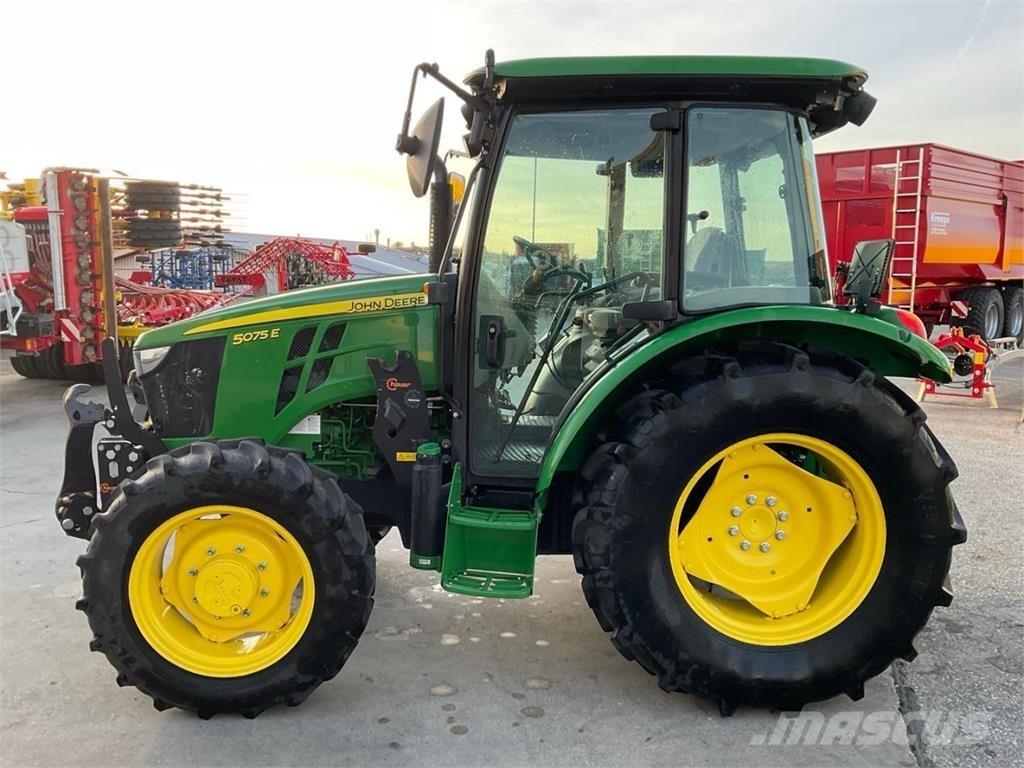 John Deere 5075E Trattori