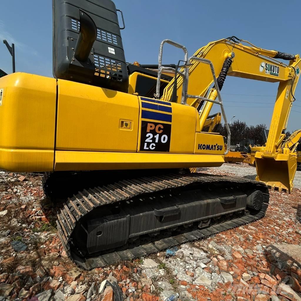 Komatsu 210-8 Escavatori cingolati