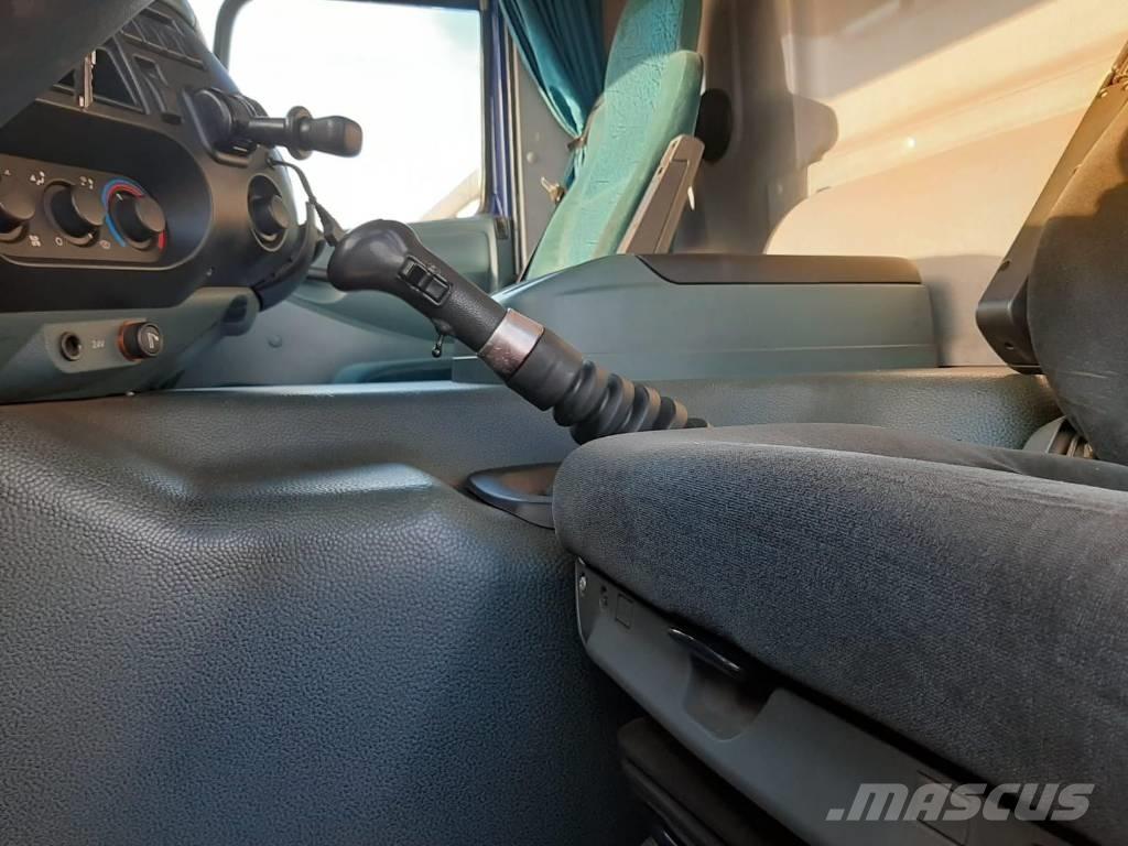 DAF cf85.480 8x2 Camion con gancio di sollevamento